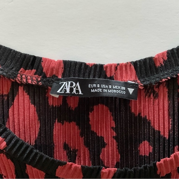 Zara Animal Print Midi Dress Sz S Red Black Leopard Plisse Date Night Pull On - Picture 3 of 9